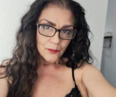 💋 Older Woman Experience 💋 - Image 3