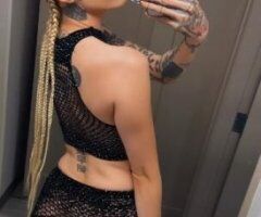 Tall Thin Tight Top Model Bombshell - Image 1