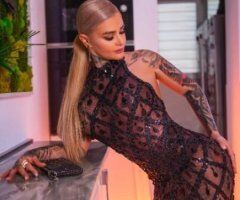Orlando escorts - 3 days name is Mona and l'm ftom Europe.