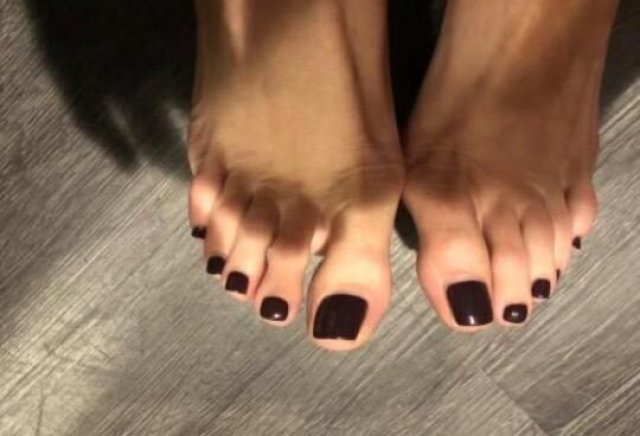 10000% real fetish friendly!!! 🦶💦💨 - 1