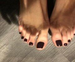 Long Island escorts - 10000% real fetish friendly!!! 🦶💦💨