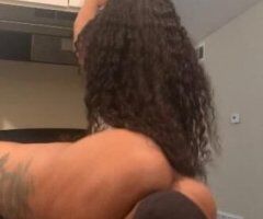 Big Booty Vixen 🥰🍑 Your Caramel Delight 🍡🍬🍰 Only In town for one night only‼‼ - Image 2
