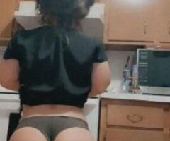 Only Add my snapchat👉👉ariahrhone449 ✅Facetime Fun. Mid_dget_escort girl😍3 foot 10 inch cubby💟And Ready for incall or out call🚘car call🚗 AVAILABLE 24hrs😍 Video Sex Chat,NEW Video Content sell - Image 3