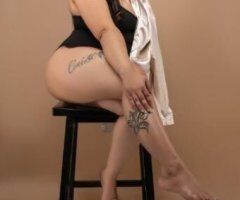 🌺Upscale experience 🌺 petite island Bombshell🌺 ***noRUSH*** 🥂Open minded 🥂Wet&willing 💦💦 - Image 5