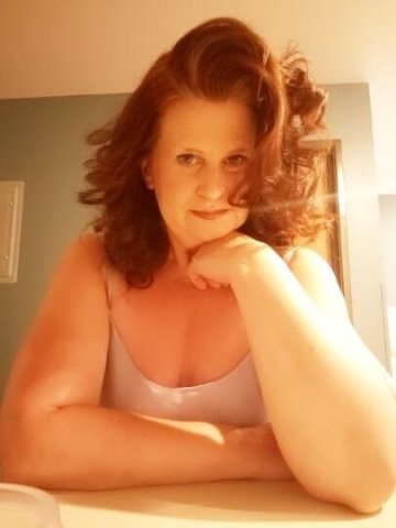 Mormon Mommy ready for fun and action - 1