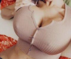 wet and wild DOMINANT busty naughty playmate with curves in all the right places wild busty Latin goddess 100% real upscale, companion, private location available now - Image 6