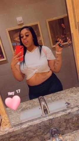 Thick Lightskin😘FunAnd Freakyy😏🥳 - 1