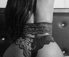Las Vegas escorts - Upscale Chocolate Bombshell Experience