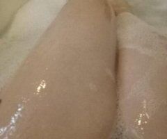Cum😜Play💋🙊 With Anna🥰😍😘 - Image 2