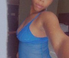 Slim Thick Baddie - Image 2