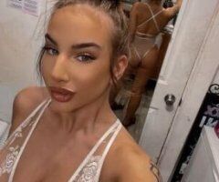 Seattle escorts - IC & OC Pretty & Petite European Vixen