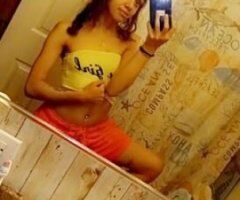 Harrisburg escorts - petite 19 yr old ready to please :)