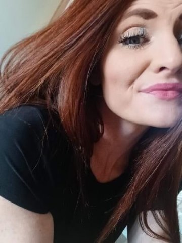 HEY BOYS , I AM LONG BEACH , SO PICK UP THE ☎ CALL ME - 1