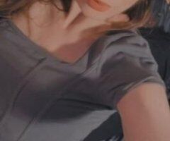 sexy girl ready to play! Incall is available! First Cum first serve! 😋 bjs only tonight sorry guys! 100$ - Image 2
