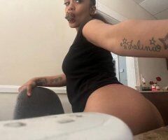 come play with this wet pussy daddy 😜🍑💦 - Image 5