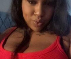 Heeey BABEEEES 2TWOO GIRLS 👯♀💃🏽💦😍🍆 !!! Specials ✨Specials✨YOU WOULDNT WANT TOO MISS - Image 2