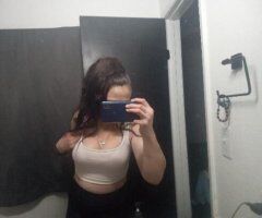 SEXY ATTENTIVE MILF READY AND AVAILABLE NOW - Image 5