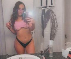Phoenix escorts - pretty & petite & always sweet 😘