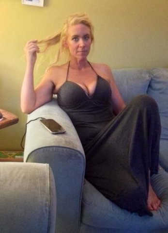 Older mom Horny for sex ❤I am available now❤Special service For any guys❤❤Ready To fun🍾Incall,🏠outcall ✅ BBJ🚗fun 24/7❤ - 27💋 - 1