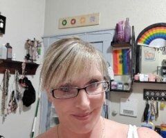 HOT MILF LOOKING FOR FRIDAY NIGHT FUN!🥳 - Image 3