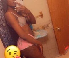 Chicago escorts - head doctor dark long leg petite freak