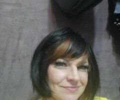 sexy milf - Image 5