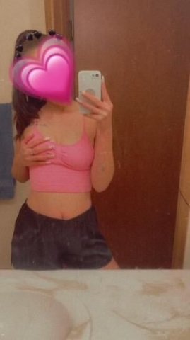 Thick Brunnete Ready For Some Fun 💦😜 - 1