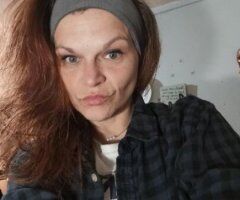 Cincinnati escorts - Amie and Ashley..Had the wrong phone # on ad. 2 WOMEN!Let us show your cock some attention! Im in the mood to suck your dick and let you see that im better than the best youve had. Allow me to prove myself.