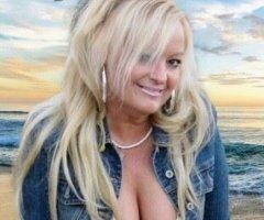 San Diego escorts - she licks, she sucks, she allows cims