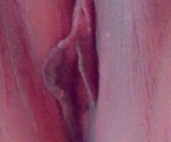 Bronx escorts - busty latina with a fat kitty