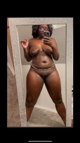 Thick ass Carmen🍑💦 SPECIALS $$ - 1