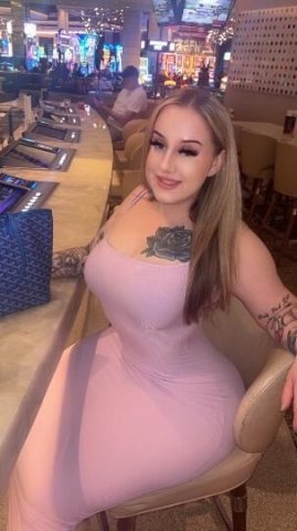 Your PAWG Stripper Fantasy - 1