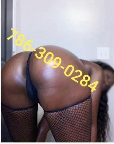 🍒GENTLEMENS CHOICE, SULTRY UPSCALE BABE🍒💦💦serious inquiries only!! DO NOT TEXT Me CALL NUMBER ON MY PICTURES LET ME TAKE GOOD CARE OF YOU😘💯 Leaving Sunday!! I have jacuzzi specials 4 tonight only!! - 1