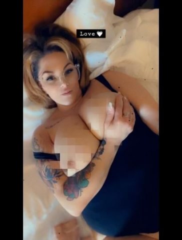 𝙔𝙊𝙐 𝙎𝙐𝙍𝙀 𝘼𝙍𝙀 𝙌𝙐𝙄𝙀𝙏🤫 𝙏𝙃𝙄𝙎 𝙒𝙀𝙀𝙆𝙀𝙉𝘿 𝙎𝘼𝙇𝙀𝙈 😒🤔 BETTER MAKE THIS PUSSY 💦🍑TALK FOR YOU BEFORE ITS TOO LATE ⏳ - 1