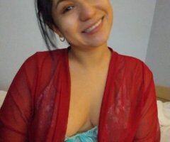 hola amor soy nueva ven y la pasaremos super rico llmame o texto real Latina - Image 2