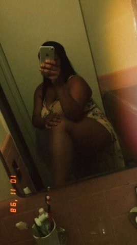 Incalls FAT 😍 PUSSI BUSSIN' BBBJ SUCK D1CK SIDEWAYS - 1