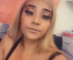 sexy latina ready to play - Image 4