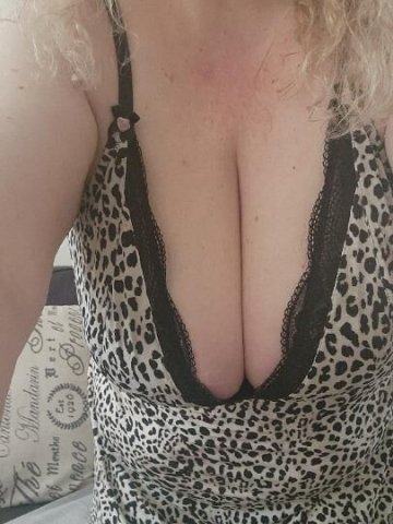 Playing with my wet kitty, toys and huge TITS now - 1