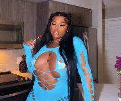 TS LEXI THE PORN STAR CATCH WHILE I'M IN TOWN - Image 3