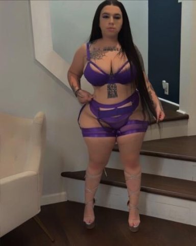Thick, Short, 🍑, Midget SnowBunny - 1