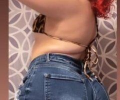 Young Hot Milf Yummy E - Image 5
