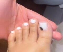 i have nice feet and i sell different type of content of my feet. - Image 5