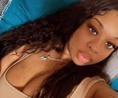 New Orleans escorts - Pretty Slim Petite Freak