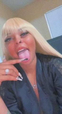Super Freaky Girl🍑🍯Your Favorite Honey Pot🍭💦👅SeXXXy SOft DELIcious🤤🍯💋 - 1