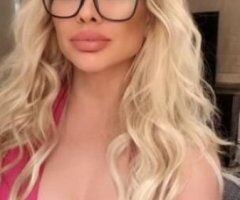 sexy busty blonde - Image 6