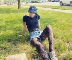 Chicago escorts - Cum n cuddle with Jess 😘