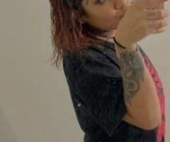 Orange County escorts - content & FaceTime shows. No Low Ballers!