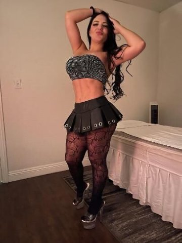 hermosa y real latina 🇻🇪 - 1