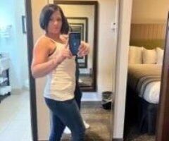 Atlanta escorts - Sexy Country Girl.come see me today!