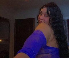 play with Sabrina - Image 2